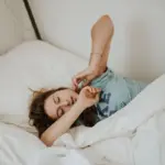 Har du svært ved at sove om natten? Her er 4 gode tips til en bedre nats søvn